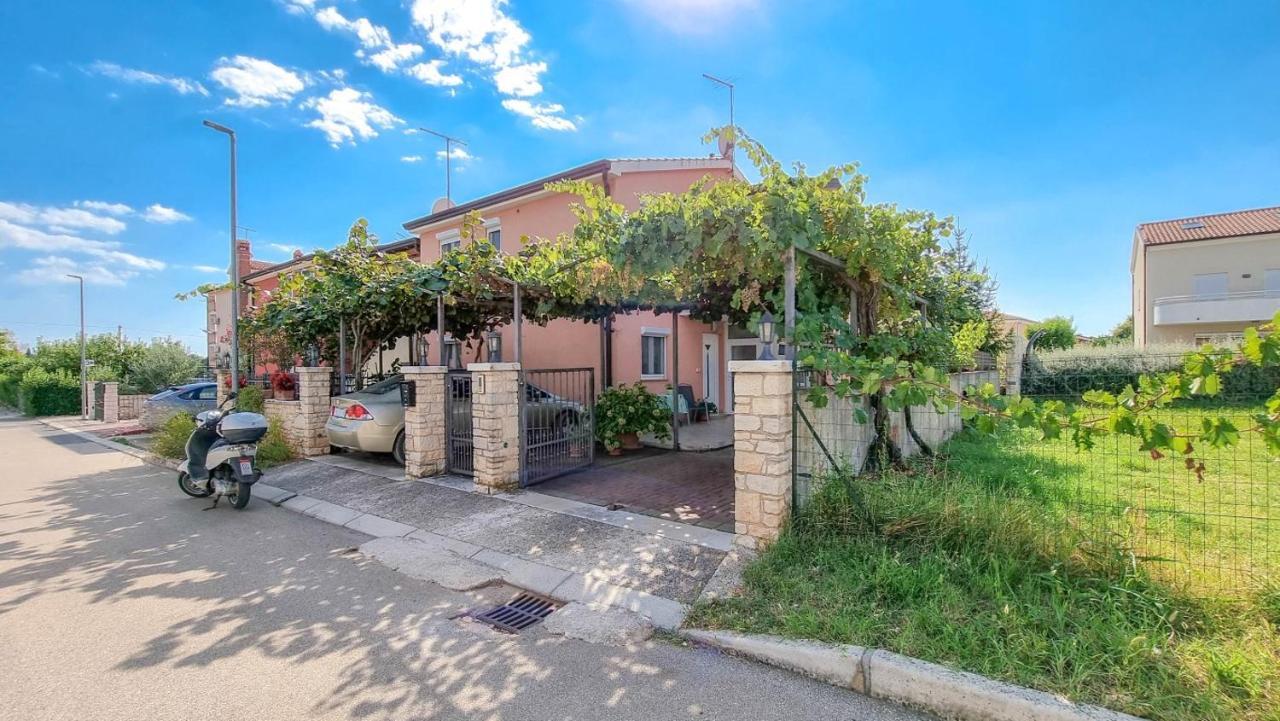 Stelia Apartment Novigrad  Luaran gambar