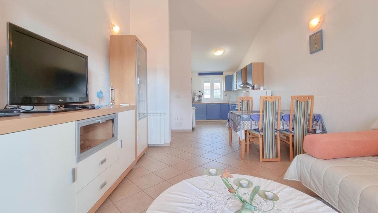 Stelia Apartment Novigrad  Luaran gambar