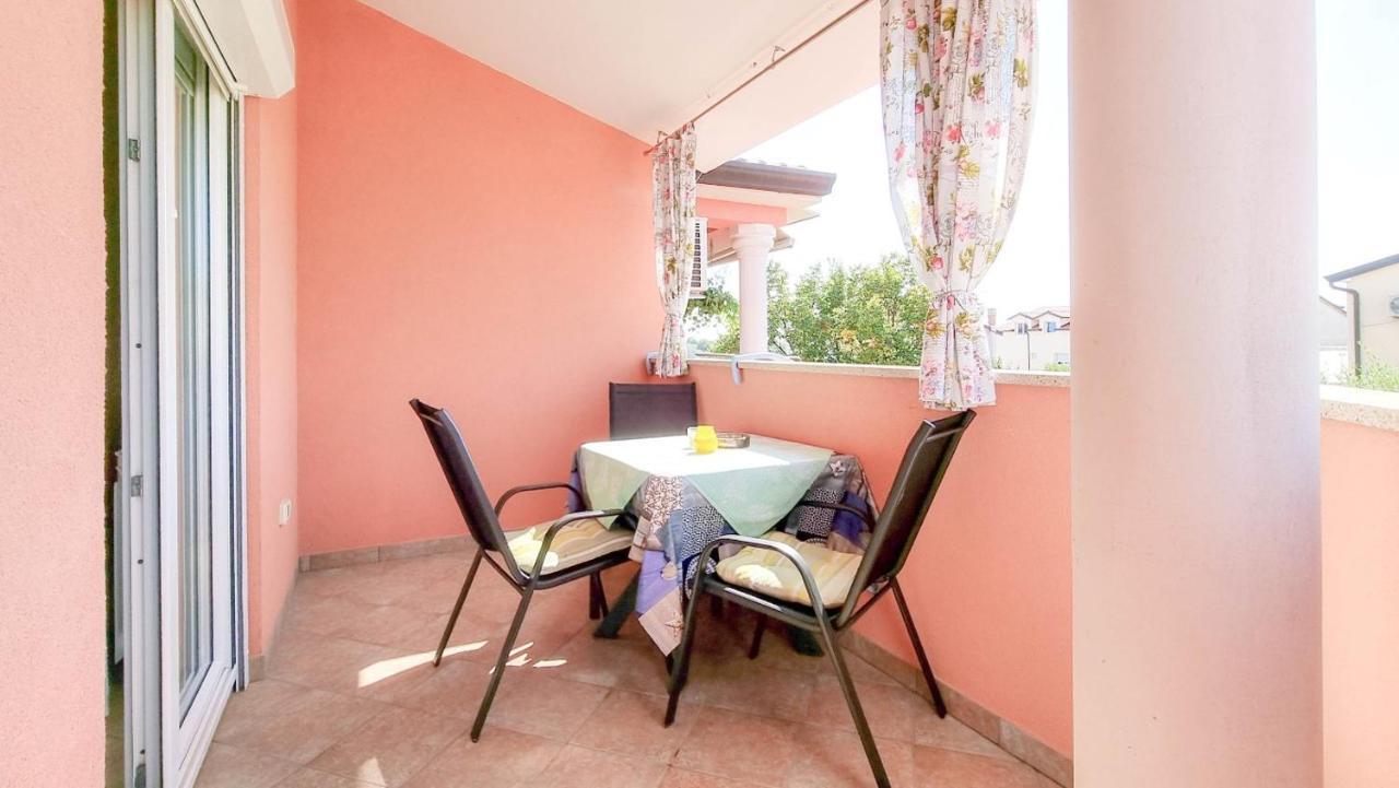 Stelia Apartment Novigrad  Luaran gambar