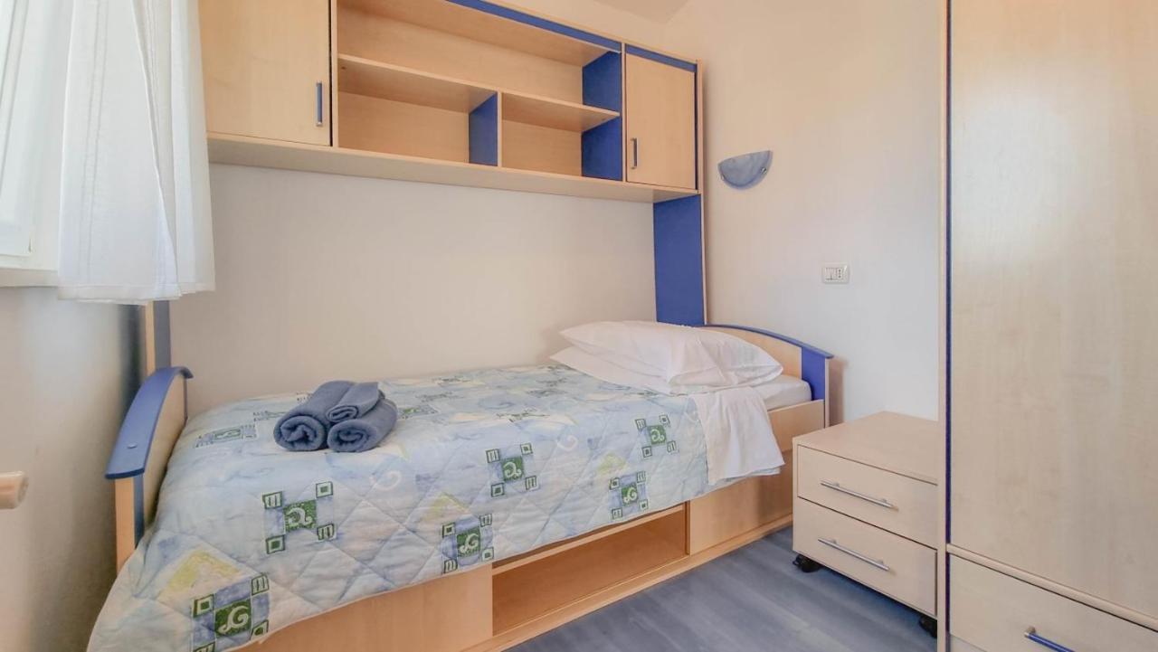 Stelia Apartment Novigrad  Luaran gambar
